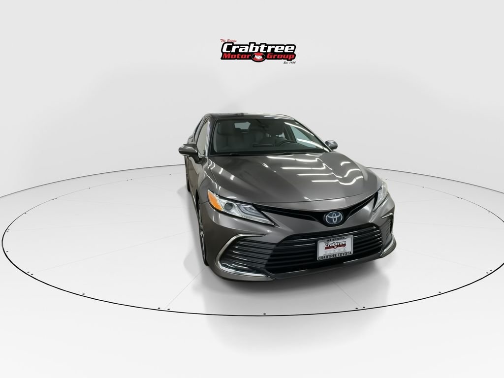 Used 2024 Gray Toyota XLE image 3