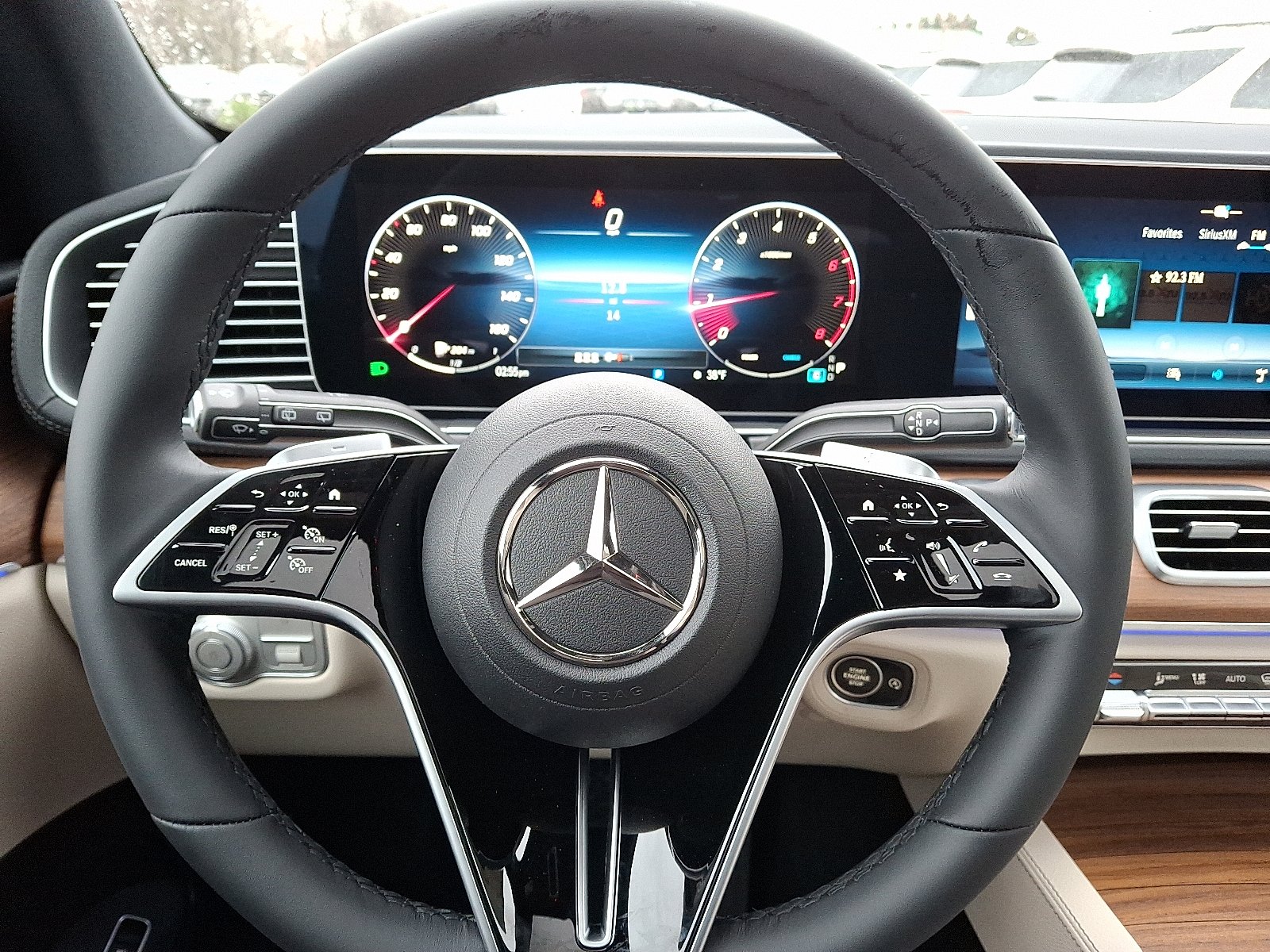 New 2026 Polar White Mercedes-Benz GLE 350 image 17