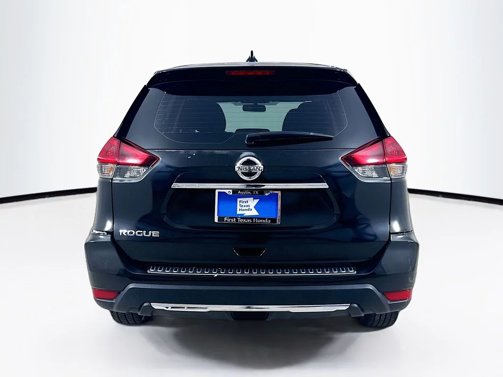 Used 2018 Magnetic Black Nissan S image 7