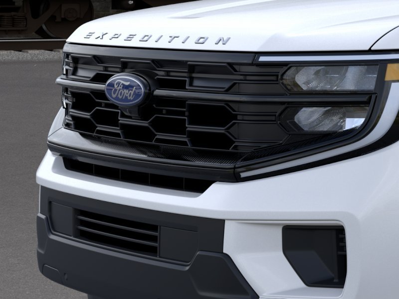 New 2026 Star White Metallic Tri-Coat Ford Active image 17