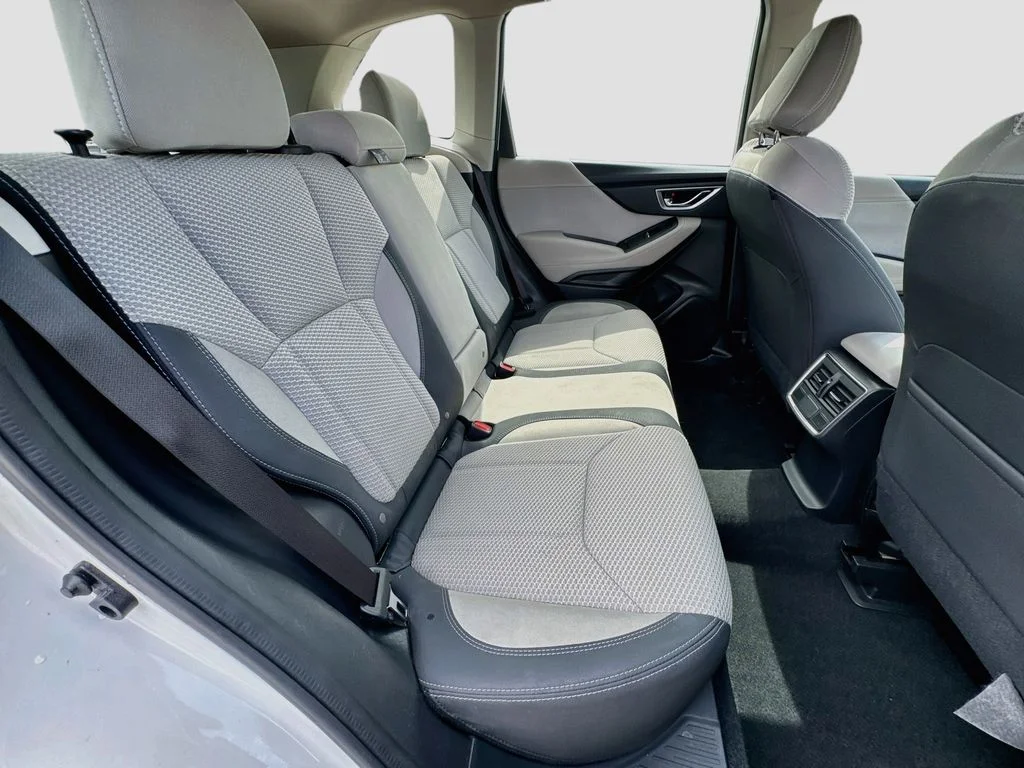 Used 2019 White Subaru Premium image 33