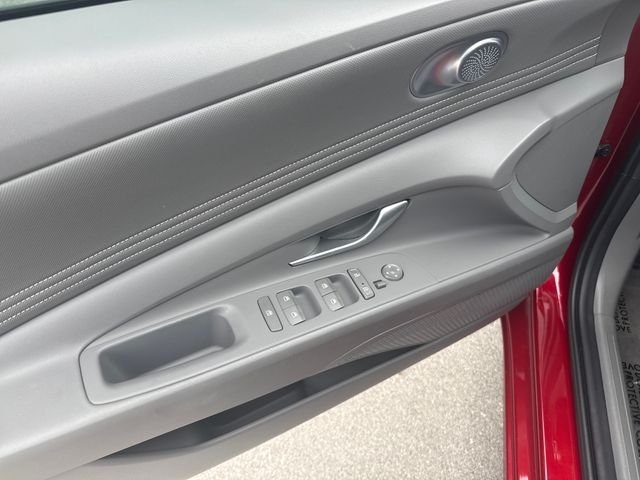 Used 2023 Red Hyundai SEL image 11