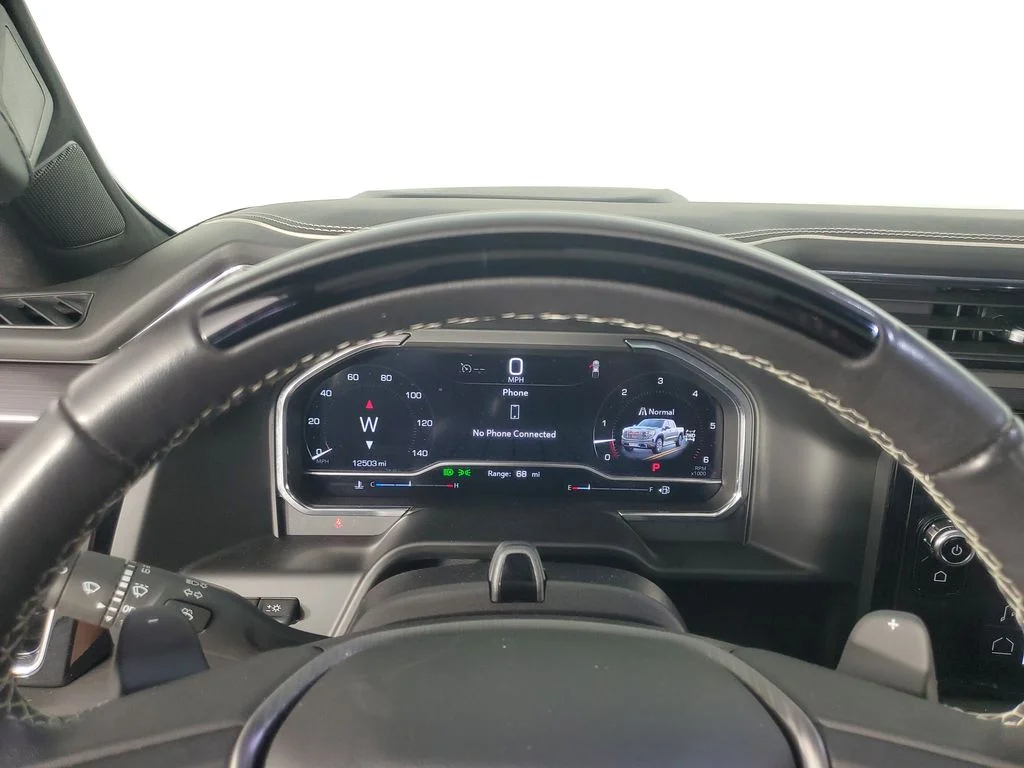 Used 2025 White GMC Denali Ultimate image 27