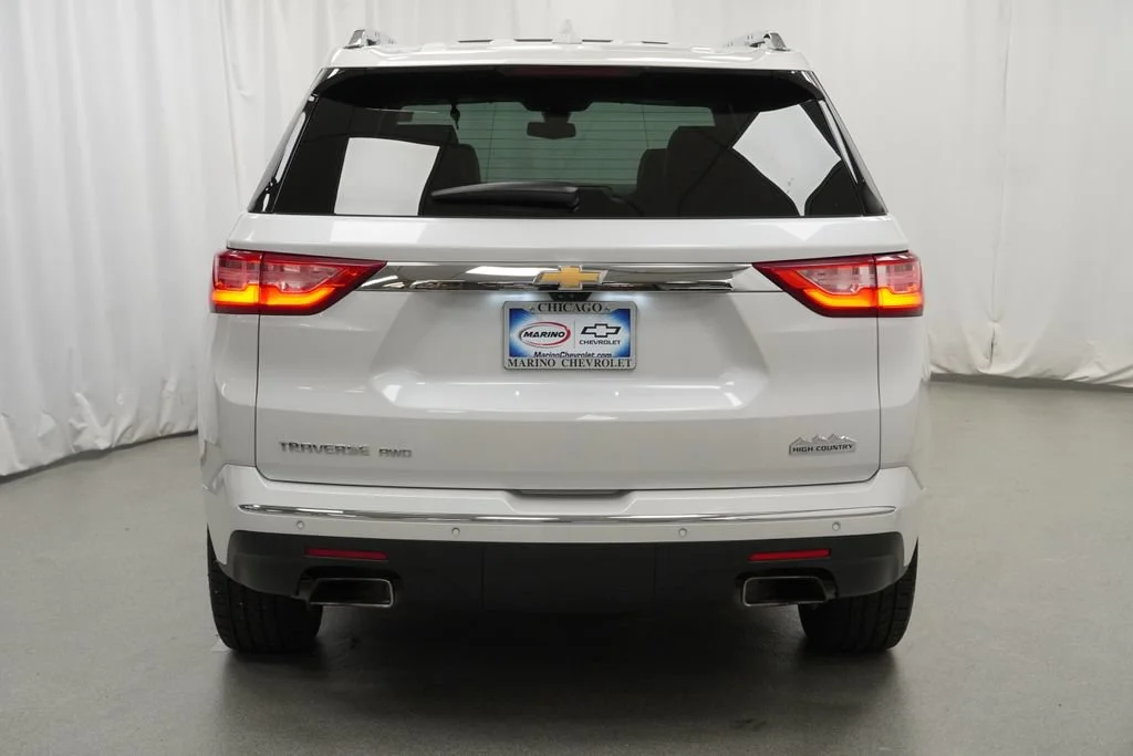Used 2019 IRIDESCENT PEARL TRICOAT Chevrolet High Country image 39