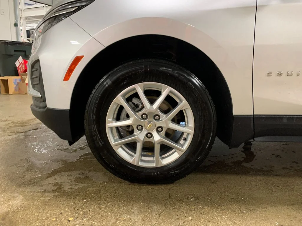 Used 2022 Silver Chevrolet LS image 34