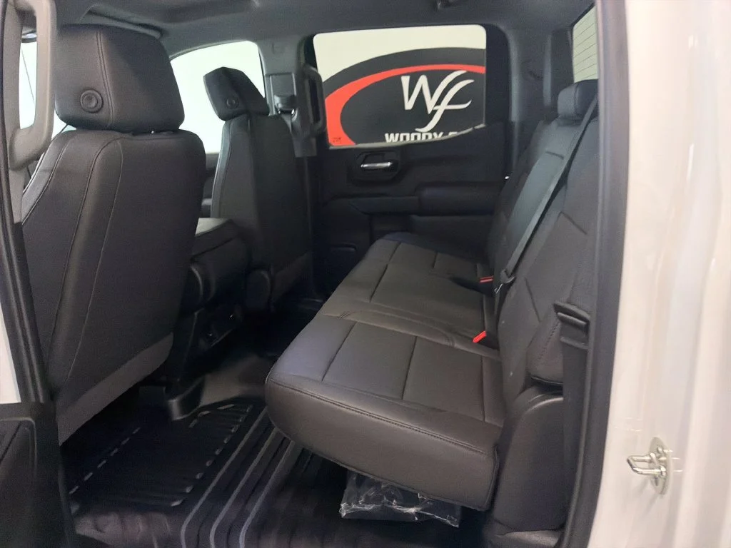 New 2026 Summit White GMC Pro image 13