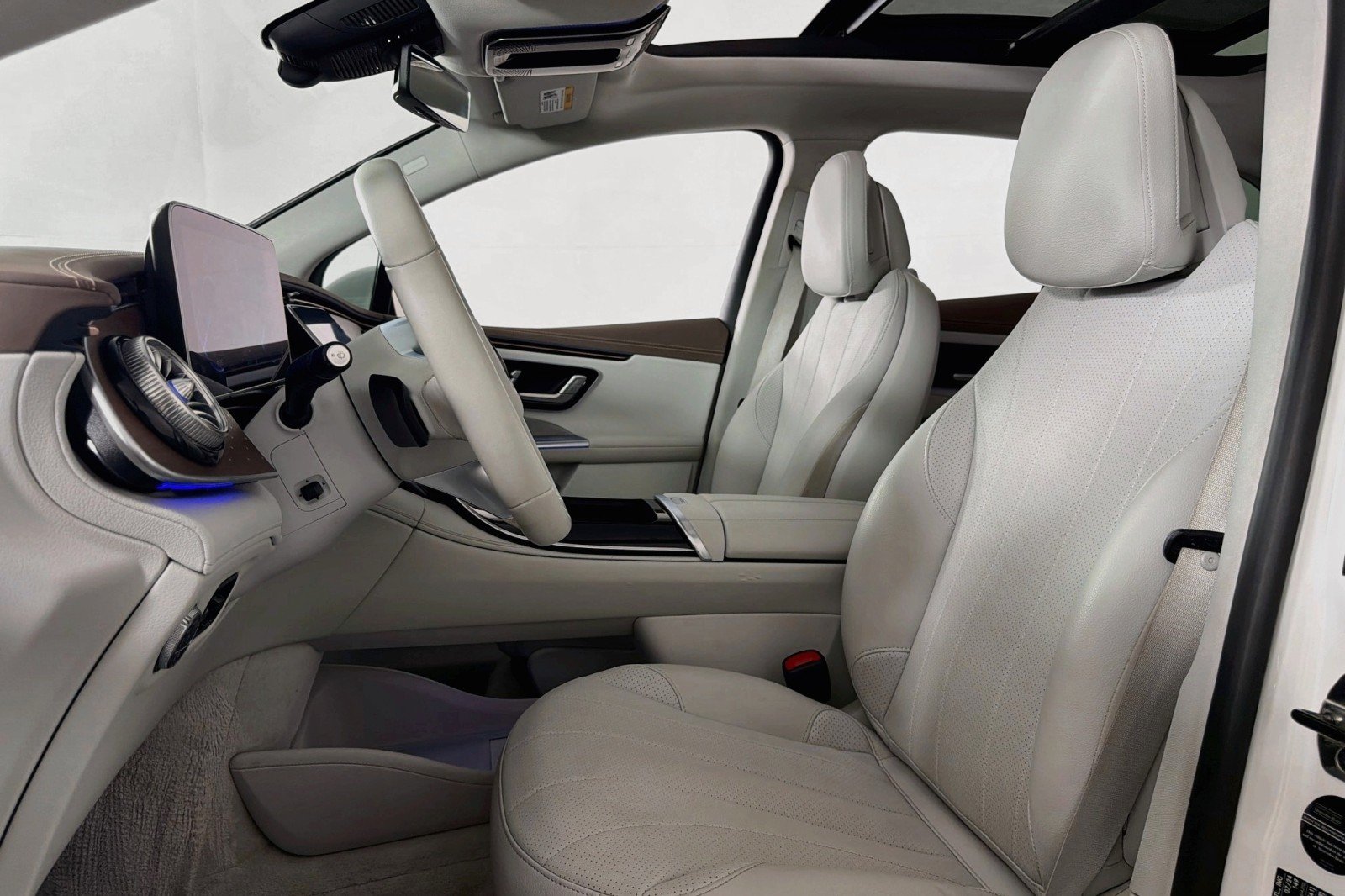 Certified Used 2024 Polar White Mercedes-Benz 350+ image 17