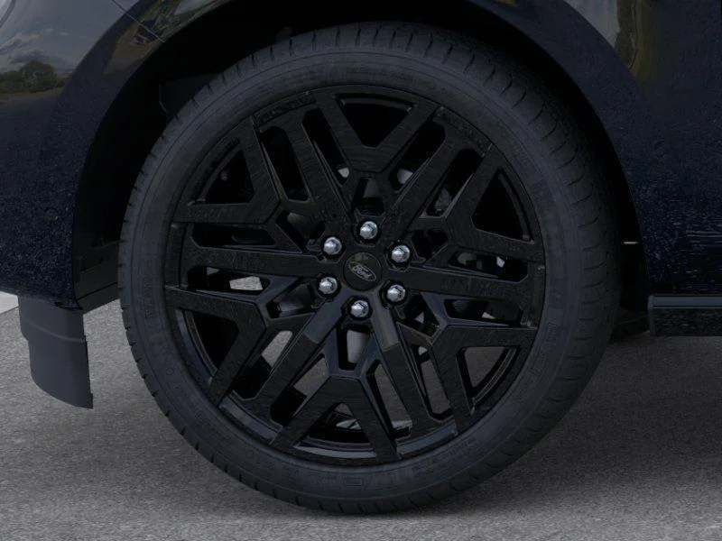 New 2026 Agate Black Metallic Ford Platinum® image 19