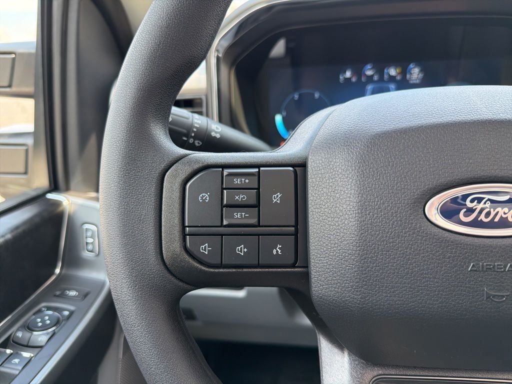 New 2026 Agate Black Metallic Ford F-250® XLT image 26