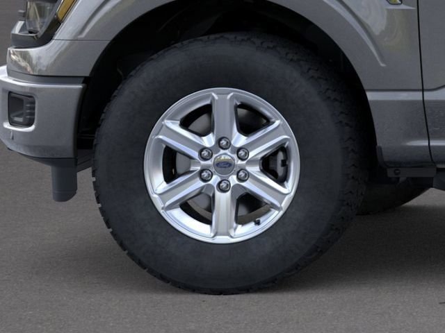 New 2026 Gray Ford XLT image 19
