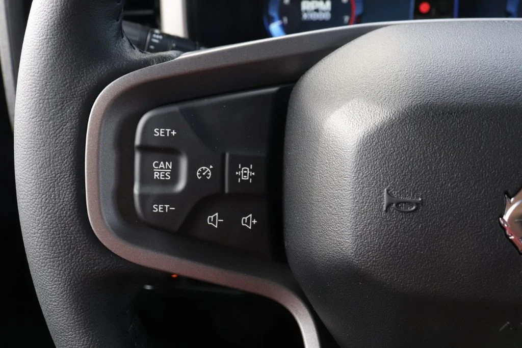 New 2026 Avalanche Gray Ford Outer Banks® image 27