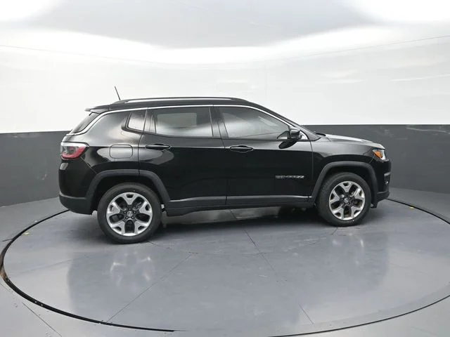Used 2018 Black Jeep Limited image 9