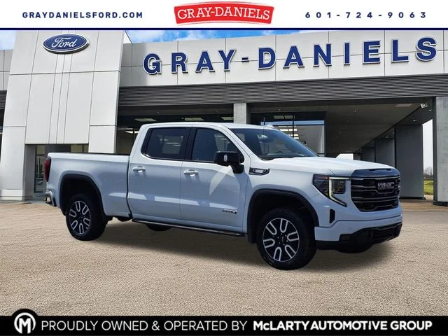2023 GMC Sierra 4WD Crew Cab Short Box AT4's photo