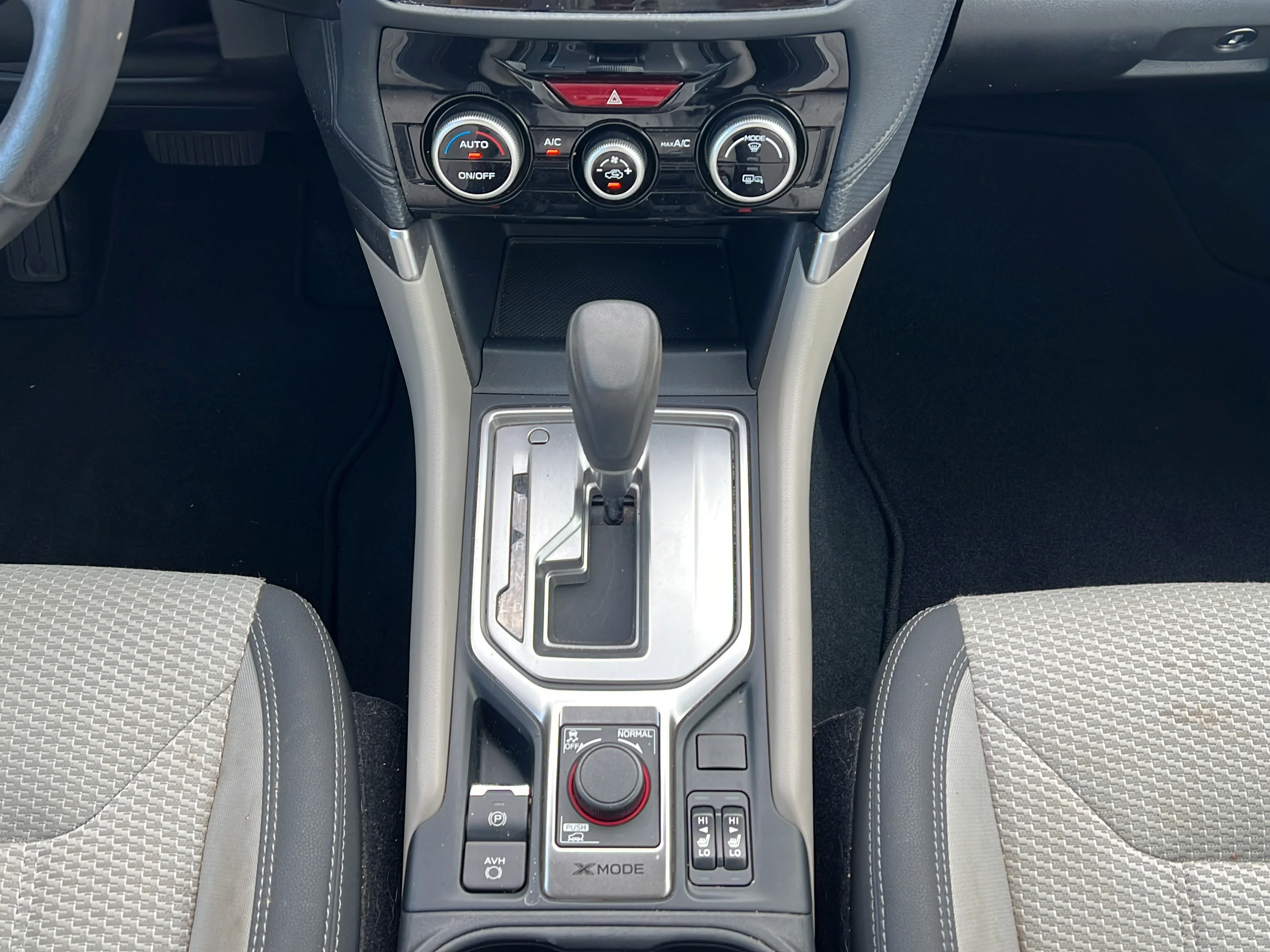 Used 2021 Crystal White Pearl Subaru Premium image 15
