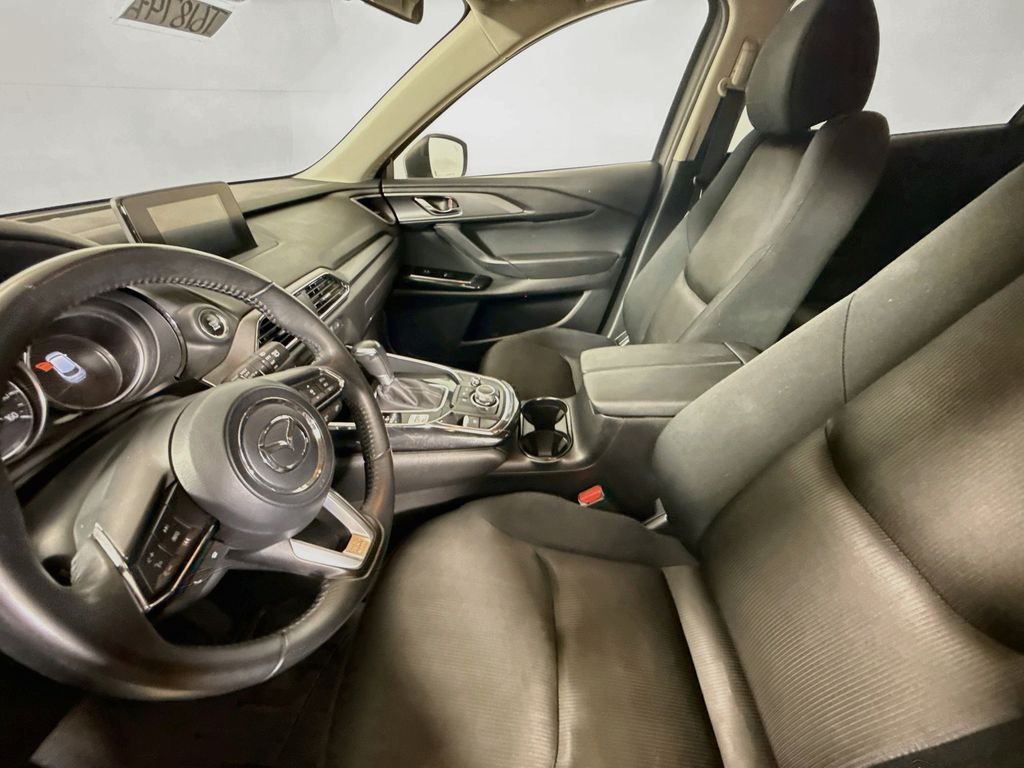 Used 2018 Machine Gray Metallic Mazda Sport image 19