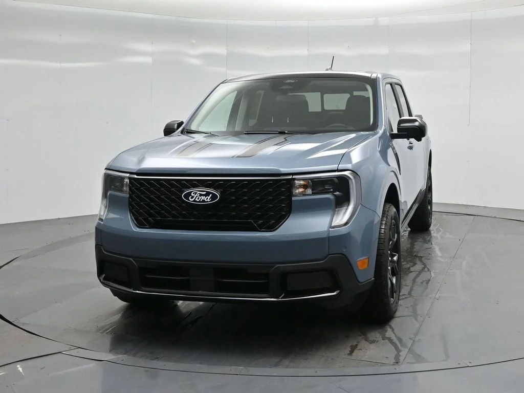 New 2026 Azure Gray Metallic Tri-Coat Ford Lariat image 55