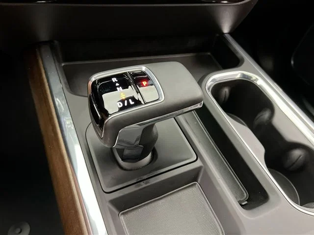 2025 Chevrolet Silverado 1500 High Country - Photo 27
