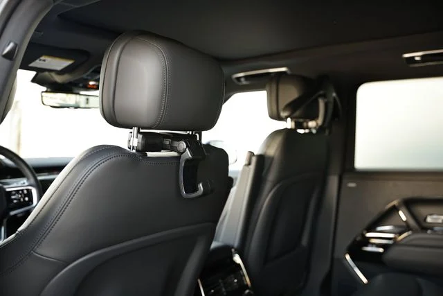 New 2026  Land Rover SE image 36
