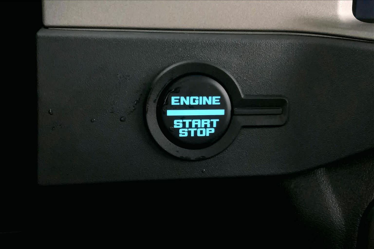 New 2026 Shadow Black Ford Outer Banks® image 17