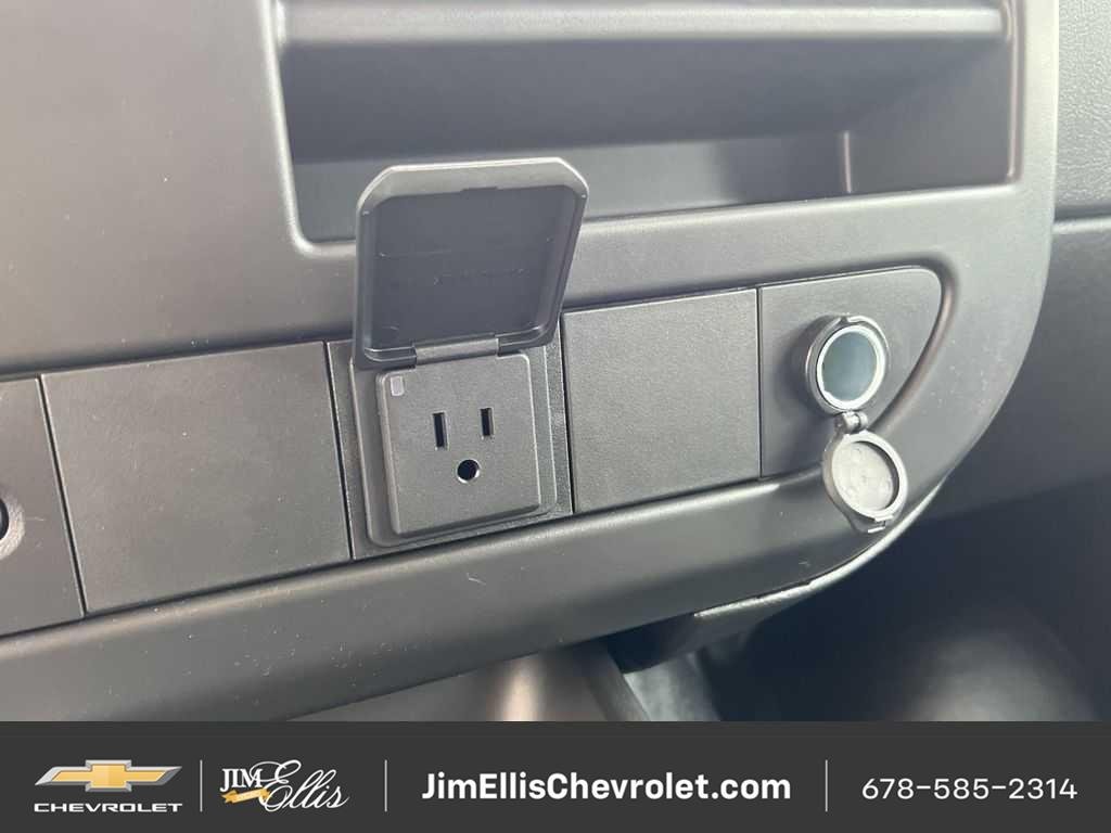 2025 Chevrolet Express Cargo Work Van - Photo 18
