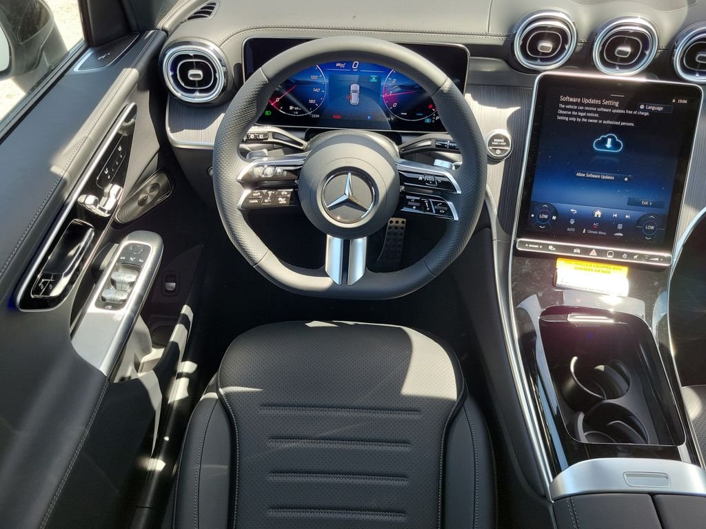 New 2027 Polar White Mercedes-Benz GLC 300 image 13