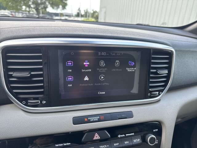 Used 2020 White Kia SX image 21