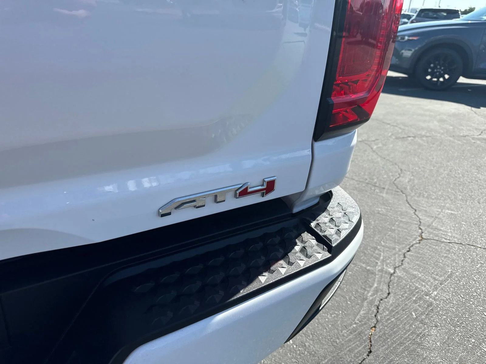 Used 2023 Summit White GMC AT4 image 8
