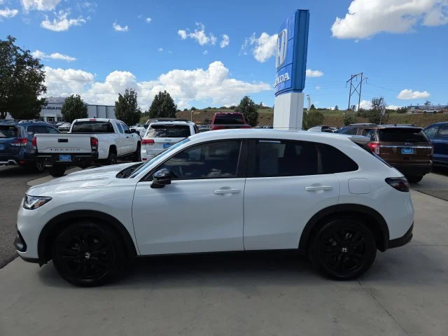 Certified Used 2026 Platinum White Pearl Honda AWD SPORT image 8