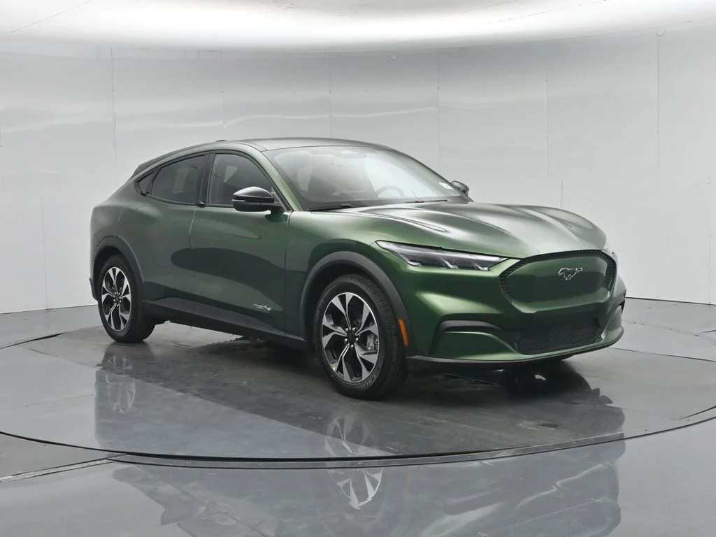 New 2026 Eruption Green Metallic Ford Select image 52