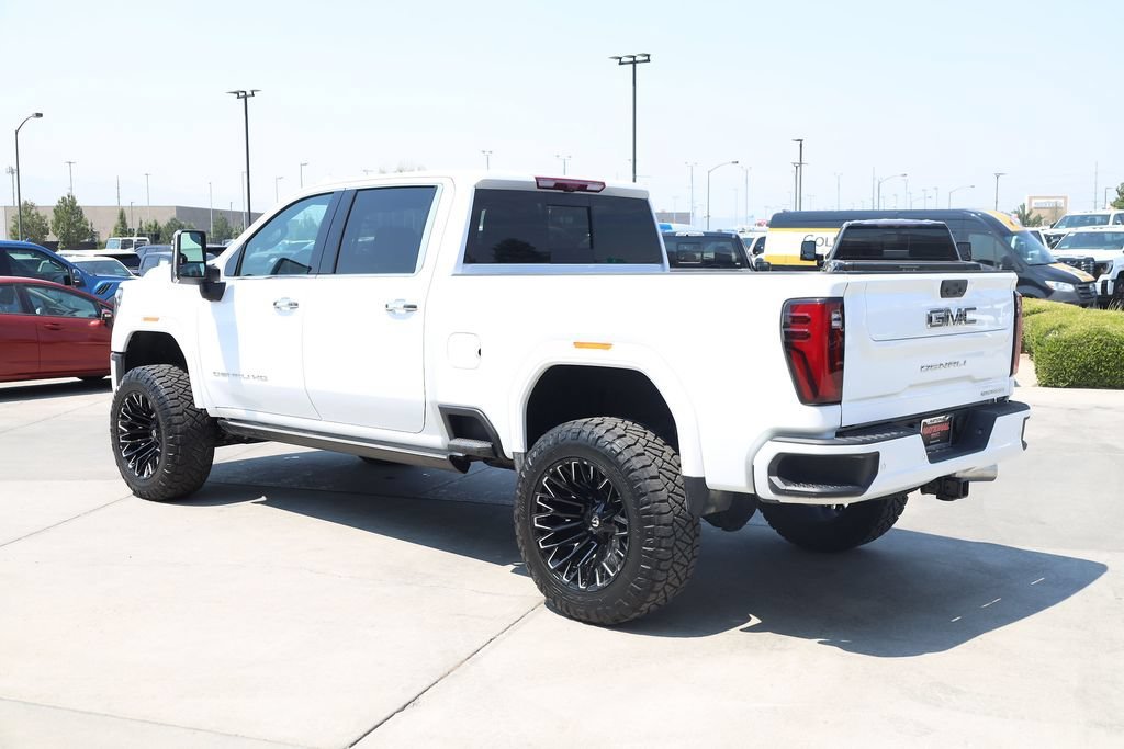 Used 2026 Summit White GMC Denali Ultimate image 4