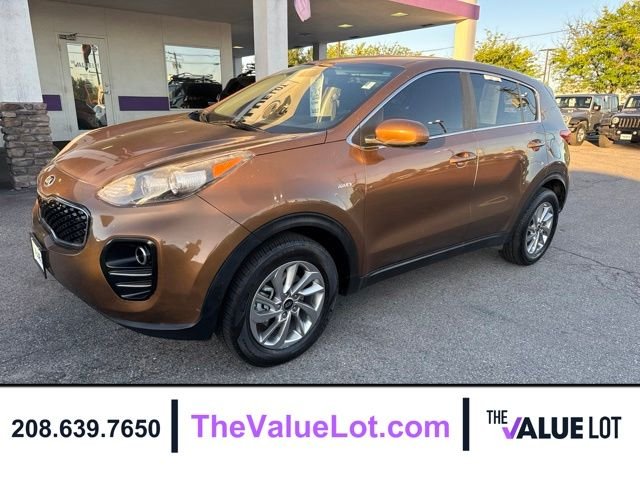 Used 2018 Brown Kia LX image 8