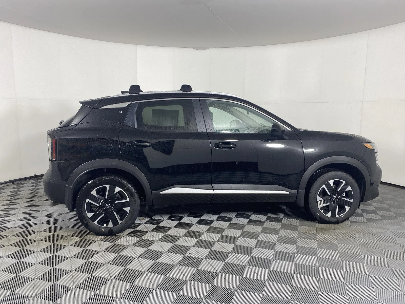 New 2026 Super Black Nissan SV image 18
