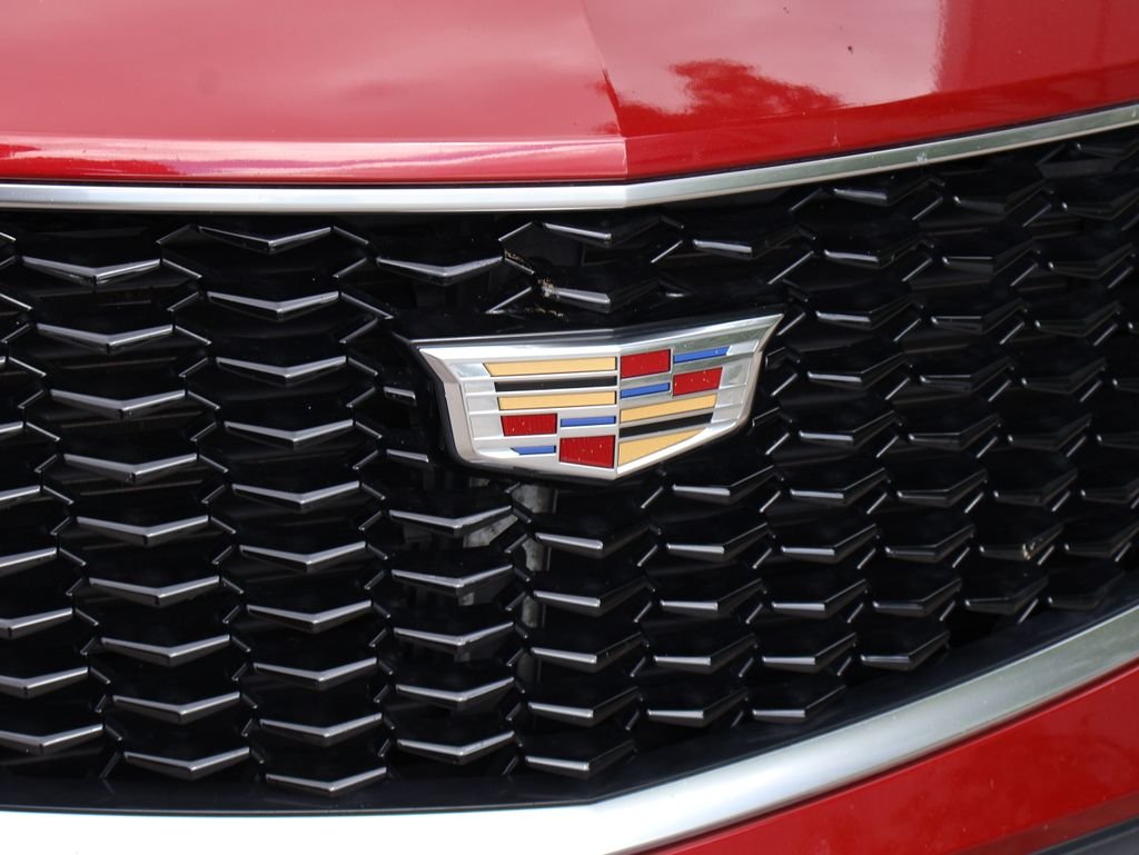 Used 2020 Red Cadillac Sport image 2