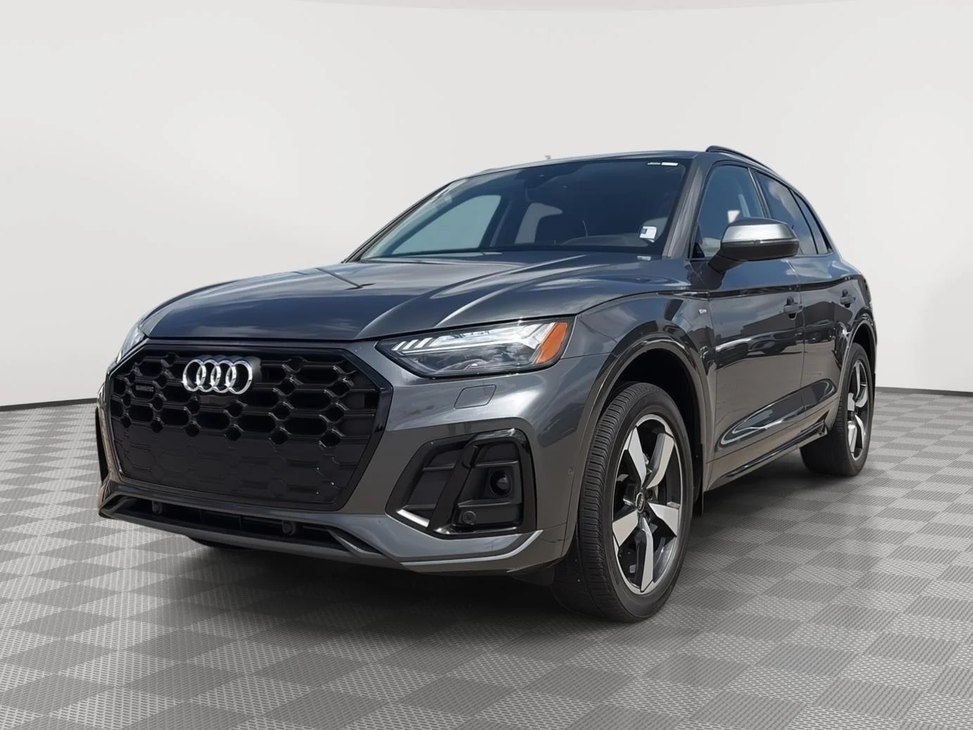 Used 2023 Daytona Gray Pearl Effect Audi S line Prestige image 2