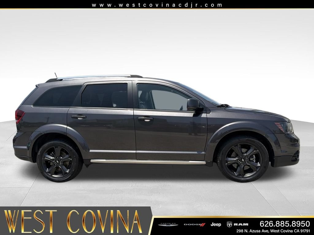 Used 2019 Gray Dodge Crossroad image 12