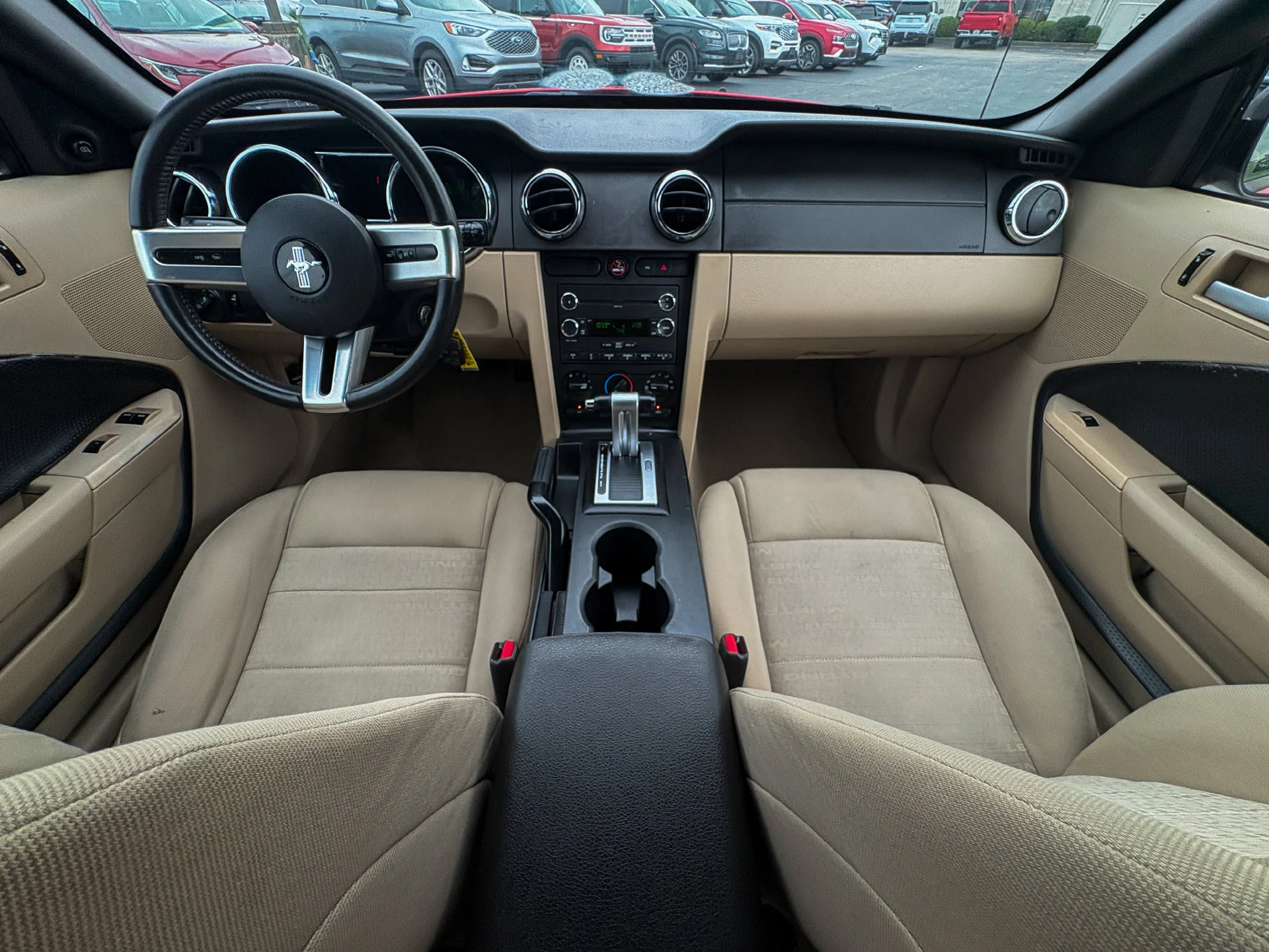 Used 2009 Red Ford V6 image 21