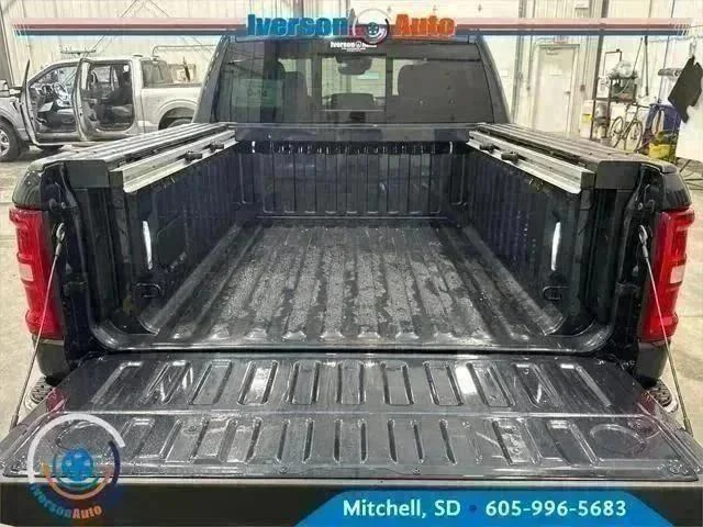 2026 RAM 1500 Laramie - Photo 7
