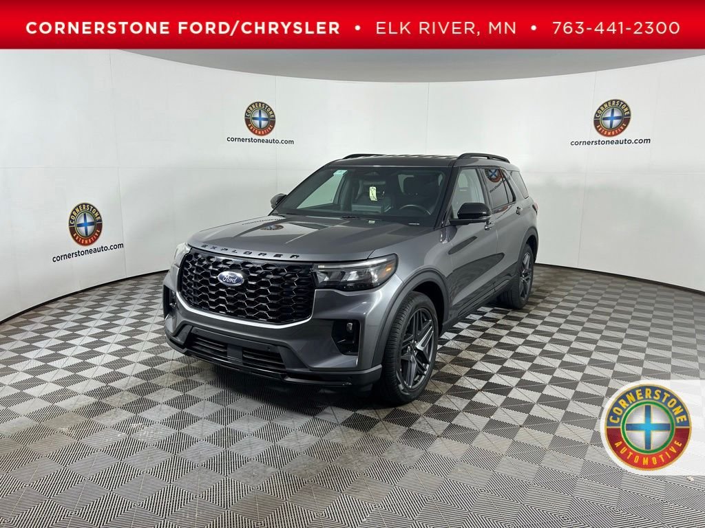Used 2025 Gray Ford ST-Line image 1