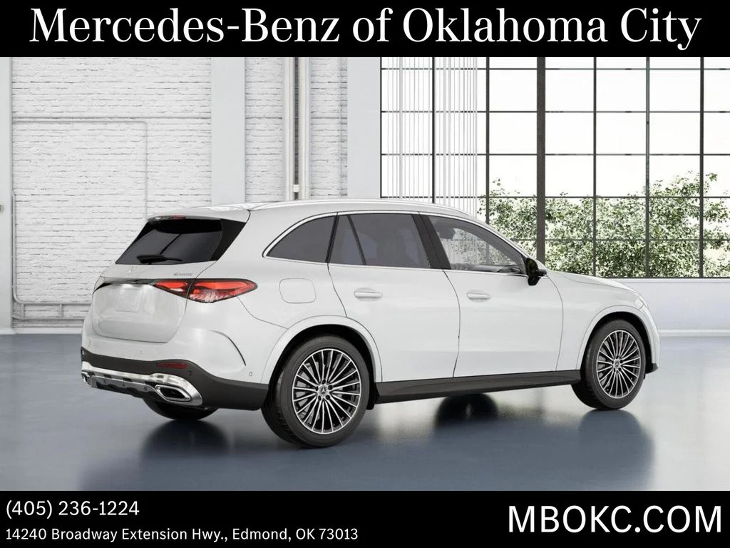New 2026 MANUFAKTUR Moonlight White Metallic Mercedes-Benz GLC 300 image 21
