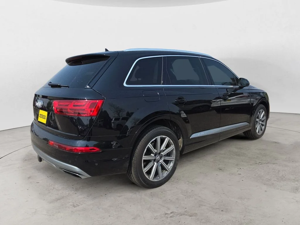 Used 2019 Black Audi 55 Premium Plus image 5