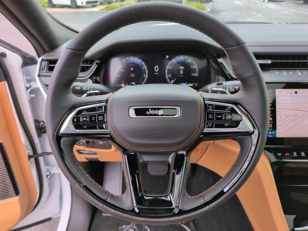 New 2027 Bright White Clearcoat Jeep Summit image 17