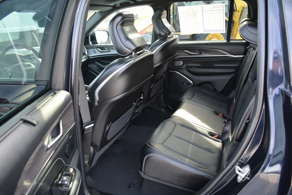 2024 Jeep Grand Cherokee Overland 4xe - Photo 25