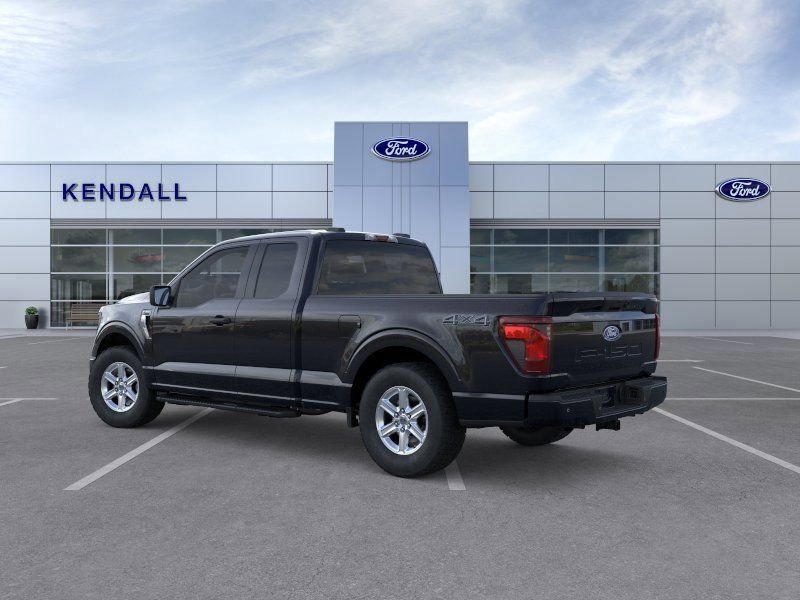 New 2026 Black Ford XLT image 4