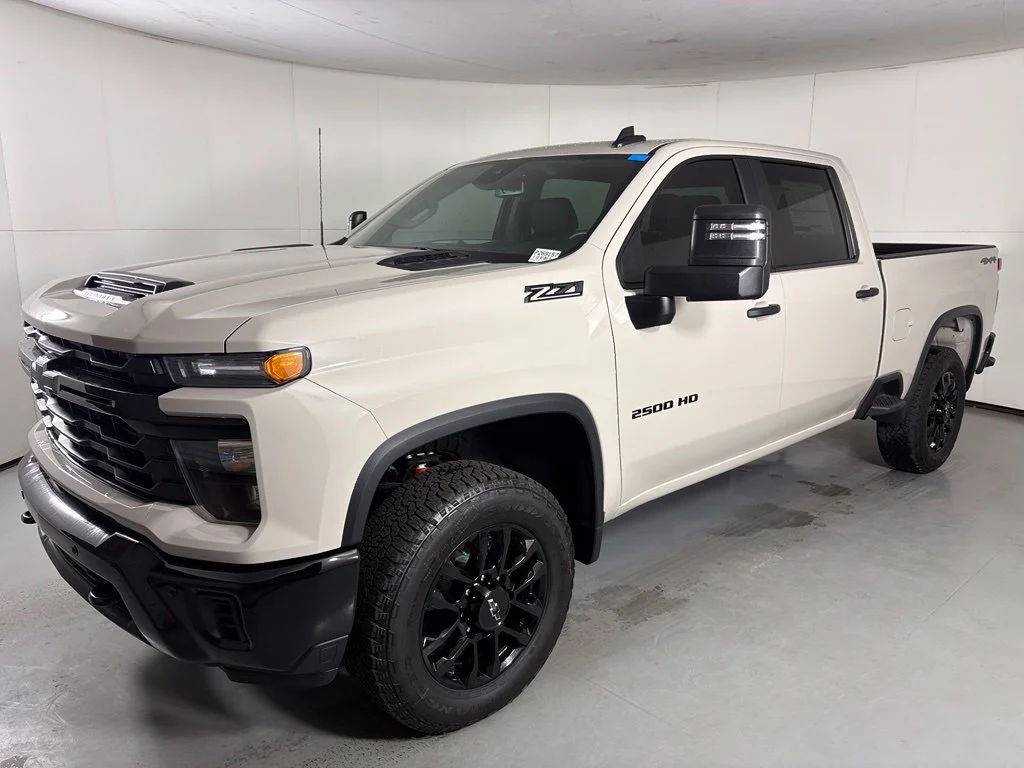 New 2026 White Sands Chevrolet Custom image 5