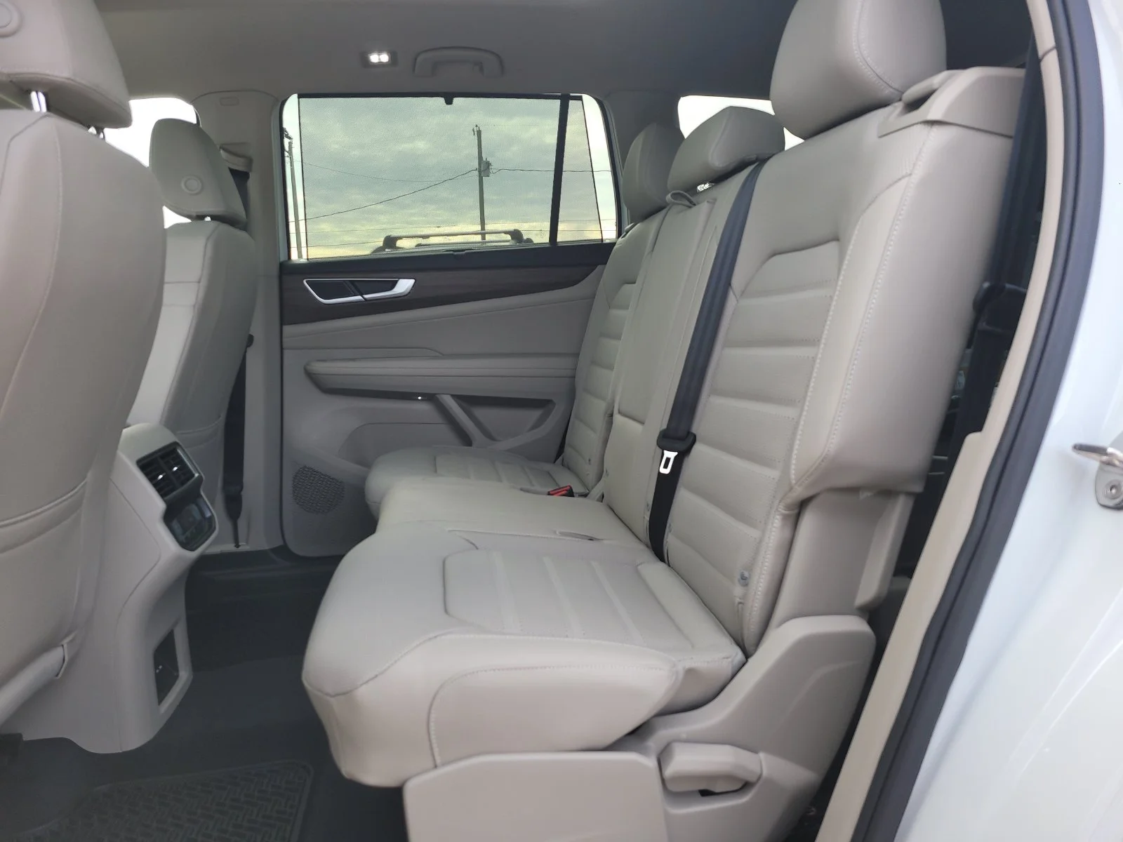 New 2026 Opal White Pearl Volkswagen 2.0T SEL image 13