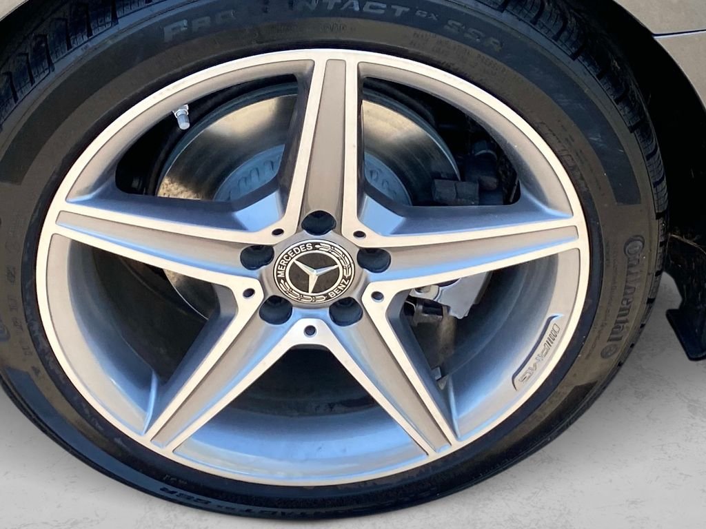 Used 2017 Gray Mercedes-Benz C 300 image 27