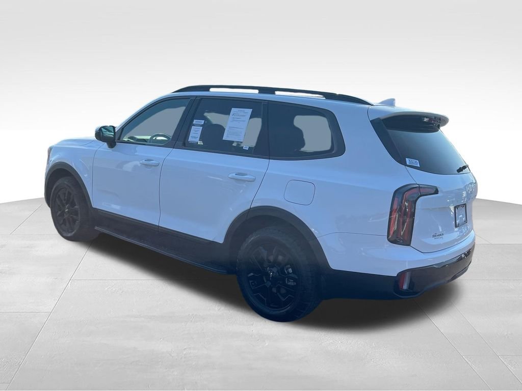 Used 2024 White Kia SX-Prestige X-Pro image 3