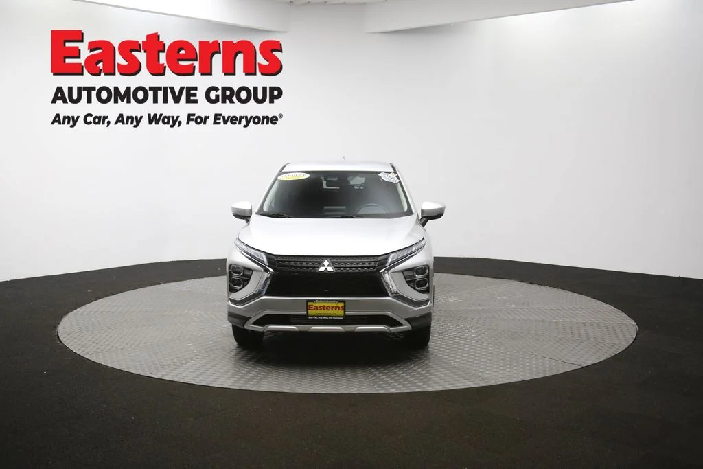 Used 2024 Silver Mitsubishi SE image 50