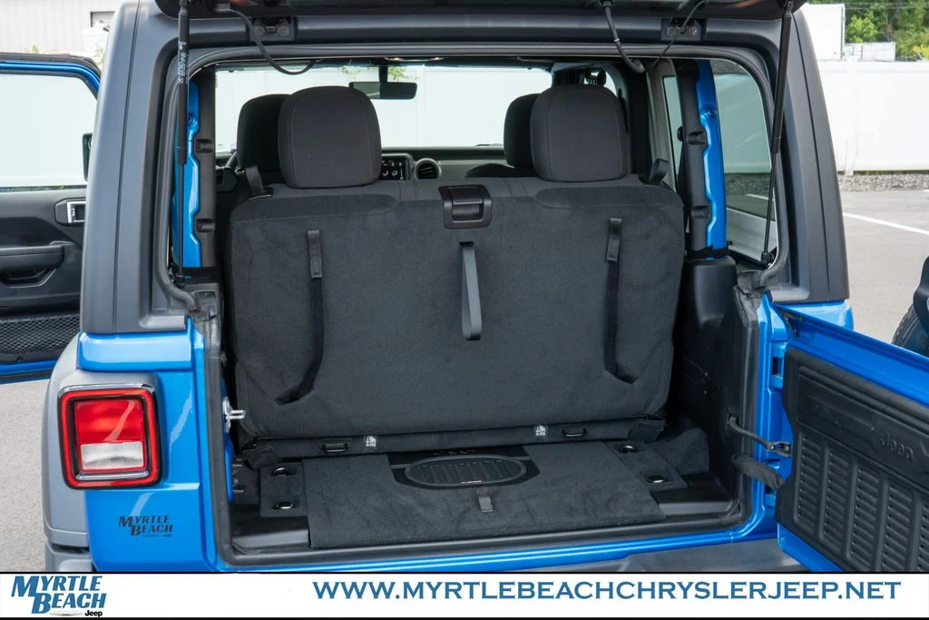 Certified Used 2023 Blue Pearl Jeep Sport S image 33