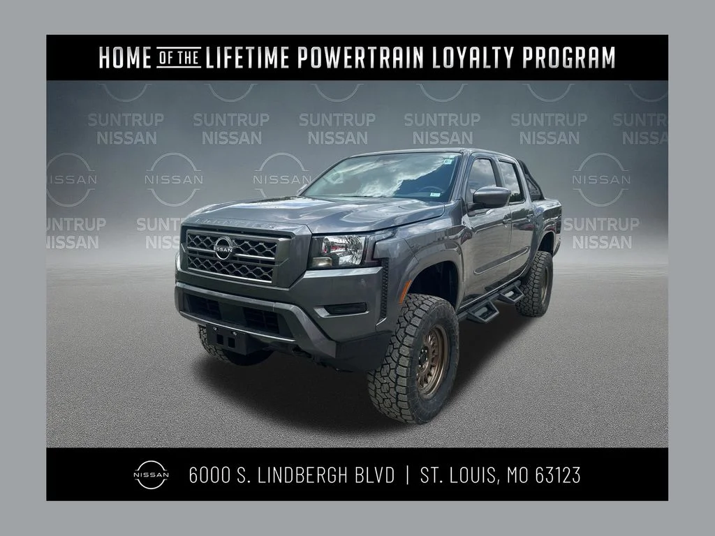 Used 2022 Gray Nissan SV image 1